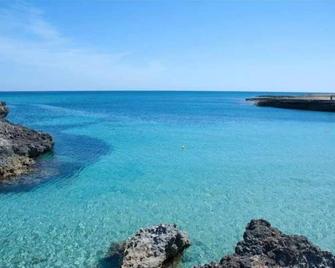 Monolocale finemente ristrutturato - Ostuni - Beach