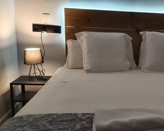 Ch Otello Rooms - Madrid - Madrid - Bedroom