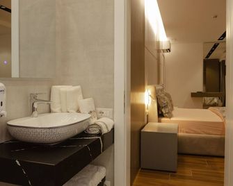 Kompleksi Royal - Velipojë - Bathroom