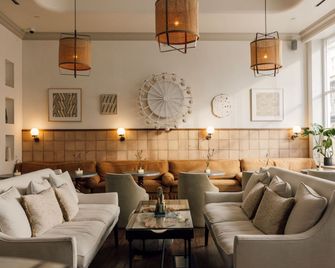 No 42 by GuestHouse, Margate - Margate - Lounge