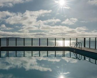 When all you need is the Ocean and beautiful things around you! - Ladysmith - Piscina