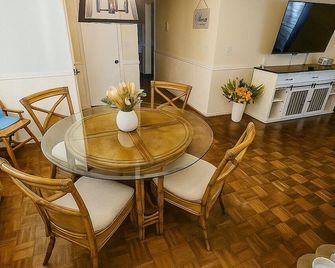 2BR 2BA Family & Pet Friendly Retreat minutes from Weeki Wachee - Spring Hill - Comedor