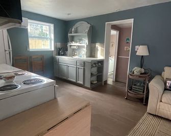 The cottage in Brooksville - Brooksville