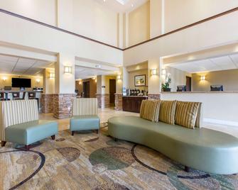 The Oaks Hotel & Suites - Paso Robles - Лоббі