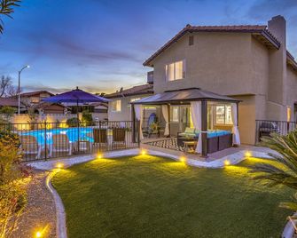 Casa Lucaccini - Gym/Pool/Spa/ Prime Location 4br - לאס וגאס - בריכה