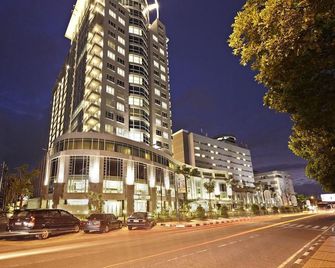 El Hotel Bandung - Bandung - Bangunan