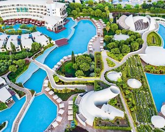 Cornelia Diamond Golf Resort & Spa - בלקובה - בריכה