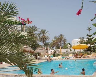 Hotel Djerba Orient - מידון - בריכה