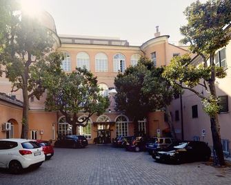 Hotel Mediterranee - Genova - Näkymät ulkona
