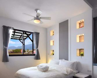 Wo - נאנטו סיטי - חדר שינה