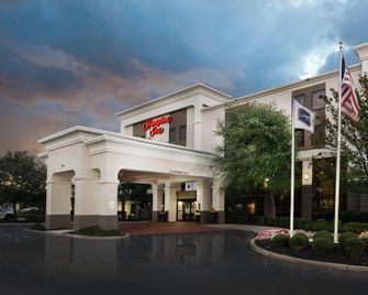 Hampton Inn Linden - Linden - Edificio