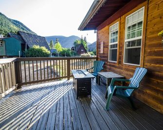 Cozy and quaint pet friendly cabin - Georgetown - Balkon