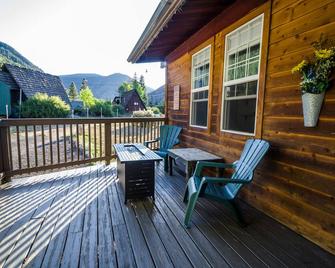Cozy and quaint pet friendly cabin - Georgetown - Balcony