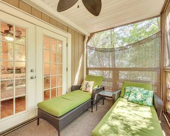 Fernandina Beach Condo with Pool and Path to Beach! - Fernandina Beach - Balkon