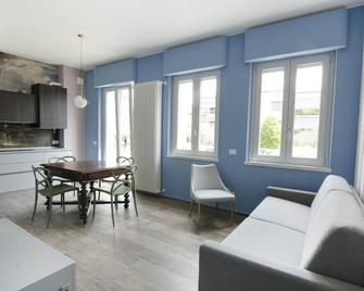 Apartmentsgarda - Residenza Antiche Mura - Bardolino - Huiskamer