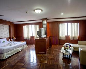 Ayutthaya Grand Hotel - Ayutthaya - Bedroom