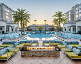 SpringHill Suites by Marriott Orlando at FLAMINGO CROSSINGS Town Center/Western Entrance - Winter Garden - Pool