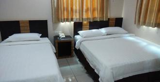 Hotel Traveller - Kota Kinabalu - Bedroom