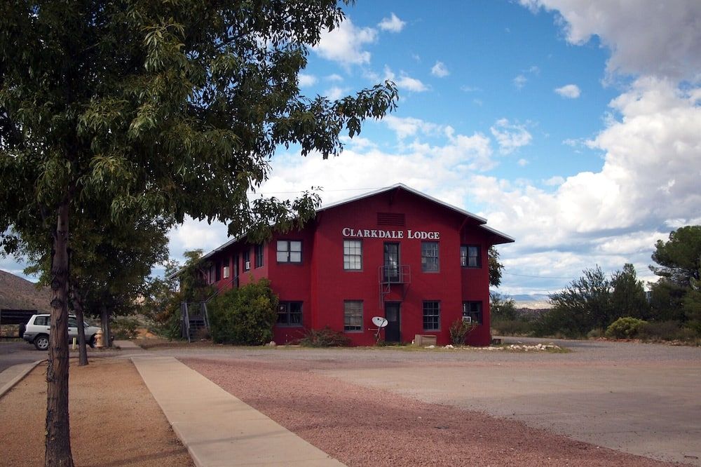 Building view of Comfortable Clarkdale retreat