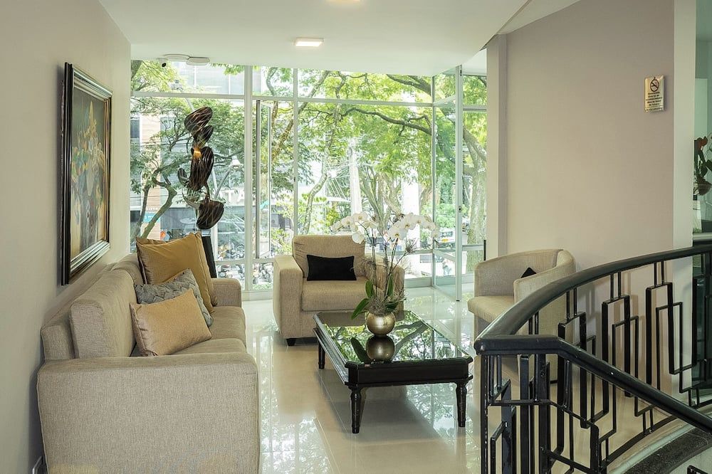 Casa Hotel Asturias Medellin - מדיין - לובי
