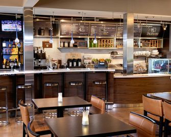 Courtyard by Marriott Columbus Worthington - קולומבוס - בר