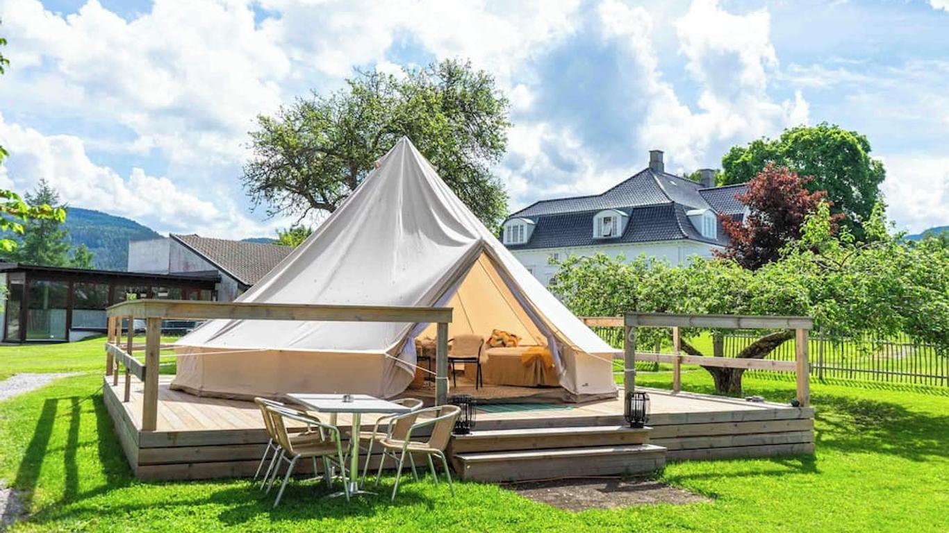 ثوربجورنرود هوتل