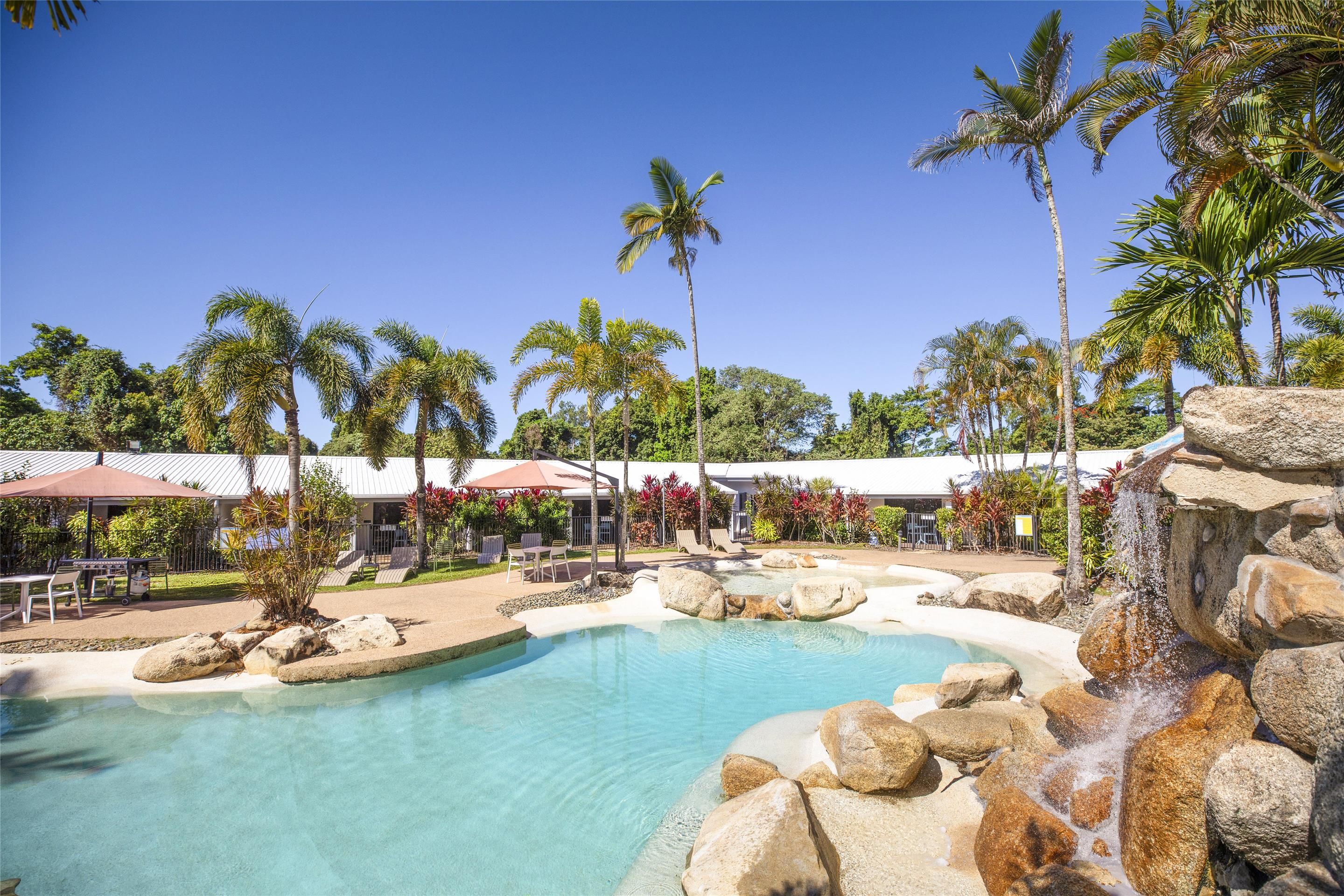 Nightelier Mission Beach