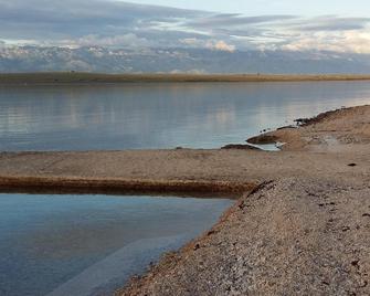 Apartment For 8 People - Vir - Strand