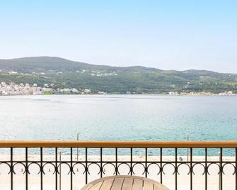 Aeolis Hotel - Samos - Balkón