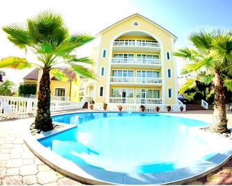 Medovaya Hotel - Sochi - Pool