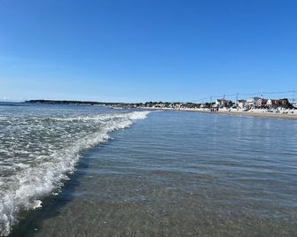 Beach House - Y842 Minutes To York Beach 3 Bedroom Home by RedAwning - York - Strand