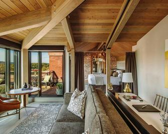 The Charmant Hotel - La Crosse - Yatak Odası