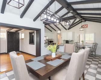 Jacuzzi Home - 5 Min Drive To Fletc! - Artesia - Dining room