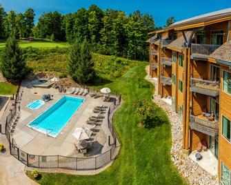 The Lodge At Cedar River, Shanty Creek Resort - Bellaire - Piscina