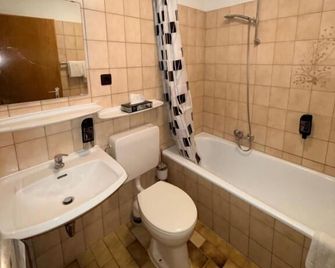 Yeti City Hotel Saarbrücken - Saarbrücken