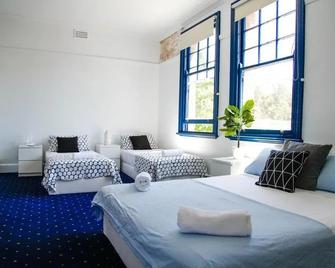 Frisco Hotel - Sydney