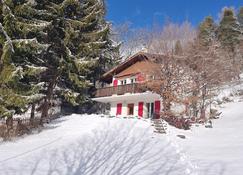 Chalet Belle Hélène for a perfect week away for skiing or hiking - Fiesch - Edificio