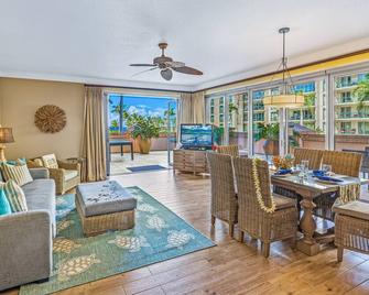 Honua Kai 215 2 Bedroom 2 Bath condo - Kaanapali - Living room