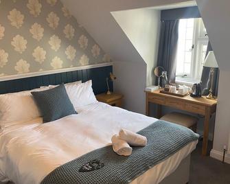 Three Bishops Inn - Brighstone