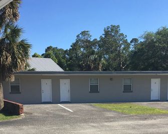 Skylark Motel - Perry