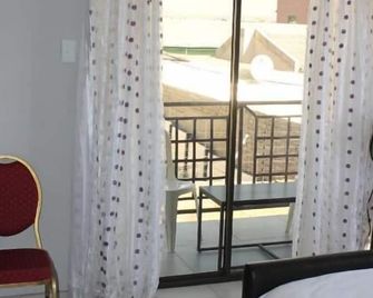 Coco Palm B&B - Windhoek