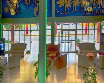 Islazul Las Yagrumas - San Antonio de los Baños - Lobby