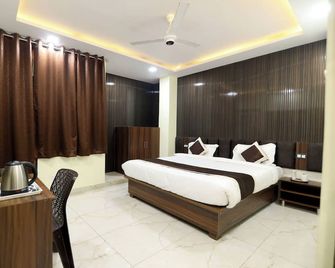 Shree Krishna Inn - Kanpur - Schlafzimmer