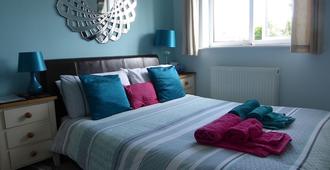 Mayfields Guest House - Wokingham - Bedroom