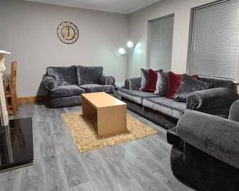 Millhouse Cottage A Luxury 3 bed Bungalow - Antrim - Living room