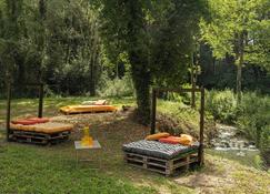 PianPieve Nature & Relax apartments - Assisi - Innenhof