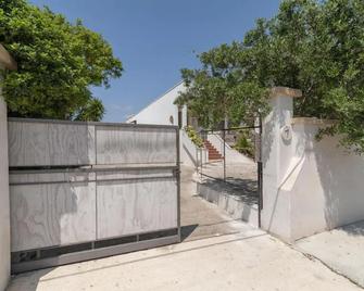 Blu beach studio - Marina di Mancaversa - Vista del exterior