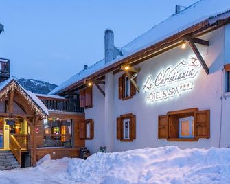 Logis Hôtel et Spa Le Christiania - La Salle-les-Alpes - Building