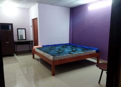 A Bed & Breakfast Home Stay Establishment - Port Blair - Slaapkamer