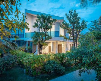 Rosa Alba Resort & Villas Tuy Hoa - Tuy Hoa - Gebouw
